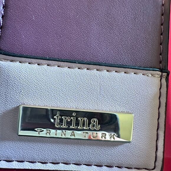 NIB Trina Turk Vegan Leather Box Set Passport Holder & Luggage Set Maroon/Pink - Picture 2 of 6